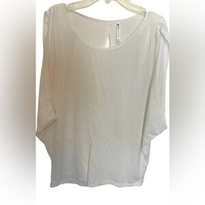 FABLETICS White workout top M